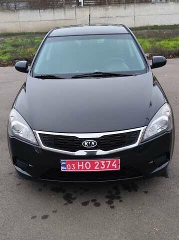 Черный Киа Сид, объемом двигателя 1.4 л и пробегом 215 тыс. км за 6000 $, фото 10 на Automoto.ua