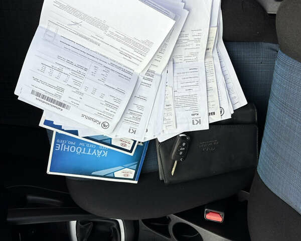 Чорний Кіа Сід, об'ємом двигуна 1.6 л та пробігом 220 тис. км за 6700 $, фото 54 на Automoto.ua