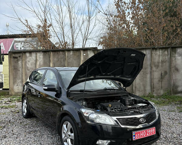 Чорний Кіа Сід, об'ємом двигуна 1.6 л та пробігом 220 тис. км за 6500 $, фото 56 на Automoto.ua
