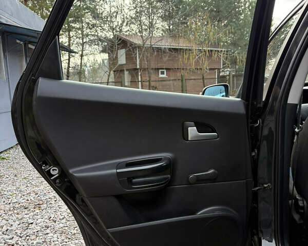 Чорний Кіа Сід, об'ємом двигуна 1.6 л та пробігом 220 тис. км за 6500 $, фото 32 на Automoto.ua