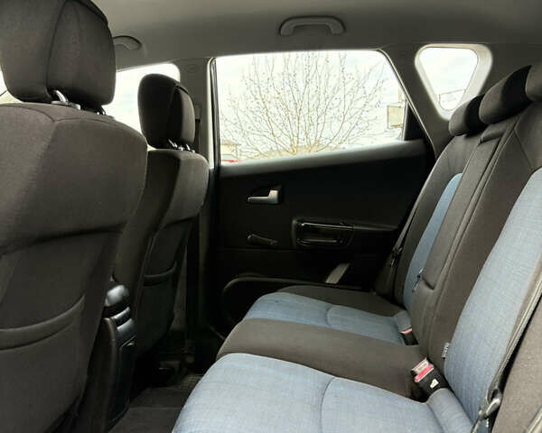 Чорний Кіа Сід, об'ємом двигуна 1.6 л та пробігом 220 тис. км за 6500 $, фото 35 на Automoto.ua