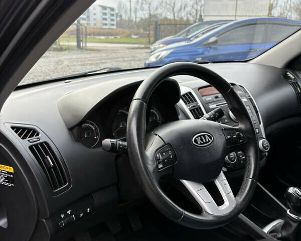 Чорний Кіа Сід, об'ємом двигуна 1.6 л та пробігом 220 тис. км за 6500 $, фото 24 на Automoto.ua