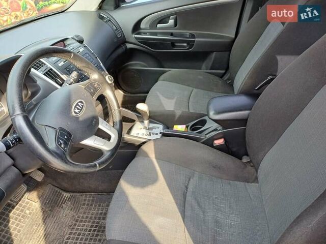 Черный Киа Сид, объемом двигателя 1.6 л и пробегом 330 тыс. км за 5800 $, фото 9 на Automoto.ua
