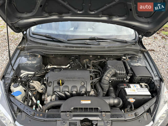 Чорний Кіа Сід, об'ємом двигуна 1.6 л та пробігом 220 тис. км за 6500 $, фото 55 на Automoto.ua