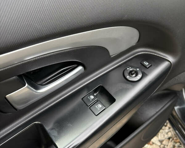 Черный Киа Сид, объемом двигателя 1.6 л и пробегом 220 тыс. км за 6400 $, фото 16 на Automoto.ua