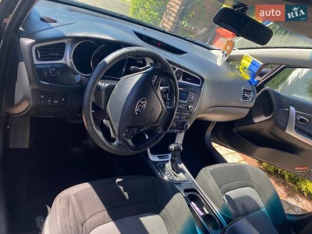 Черный Киа Сид, объемом двигателя 1.6 л и пробегом 236 тыс. км за 8500 $, фото 9 на Automoto.ua