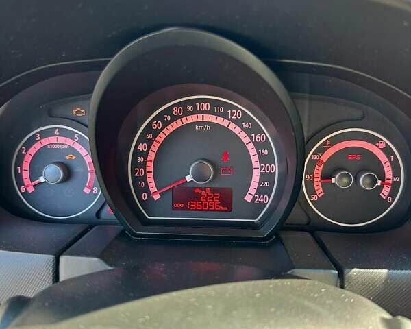 Чорний Кіа Сід, об'ємом двигуна 1.59 л та пробігом 136 тис. км за 7000 $, фото 6 на Automoto.ua