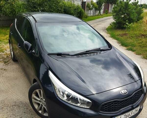 Черный Киа Сид, объемом двигателя 1.6 л и пробегом 236 тыс. км за 8500 $, фото 5 на Automoto.ua