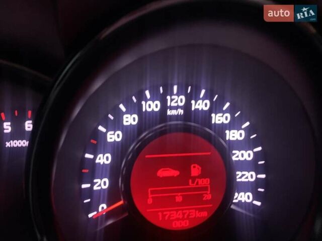 Черный Киа Сид, объемом двигателя 1.6 л и пробегом 204 тыс. км за 10000 $, фото 45 на Automoto.ua