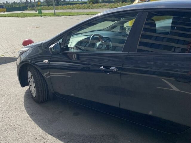 Чорний Кіа Сід, об'ємом двигуна 1.6 л та пробігом 99 тис. км за 10500 $, фото 3 на Automoto.ua