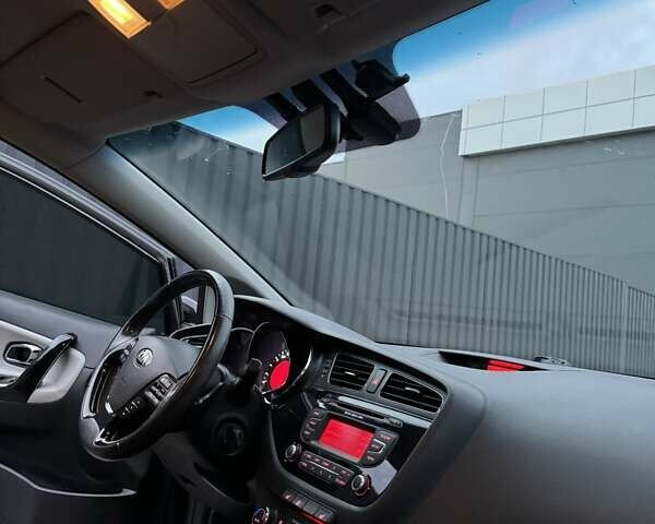 Чорний Кіа Сід, об'ємом двигуна 1.59 л та пробігом 99 тис. км за 10500 $, фото 15 на Automoto.ua