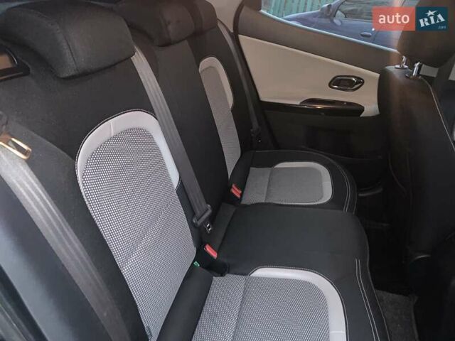 Черный Киа Сид, объемом двигателя 1.6 л и пробегом 204 тыс. км за 10000 $, фото 35 на Automoto.ua