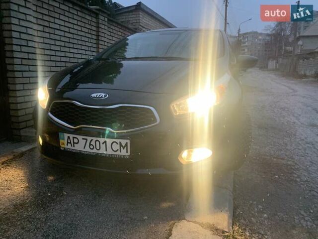 Черный Киа Сид, объемом двигателя 1.6 л и пробегом 204 тыс. км за 10000 $, фото 48 на Automoto.ua