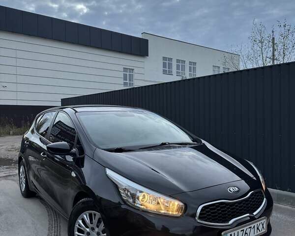 Чорний Кіа Сід, об'ємом двигуна 1.59 л та пробігом 99 тис. км за 10500 $, фото 4 на Automoto.ua