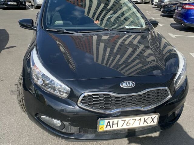 Чорний Кіа Сід, об'ємом двигуна 1.6 л та пробігом 99 тис. км за 10500 $, фото 4 на Automoto.ua