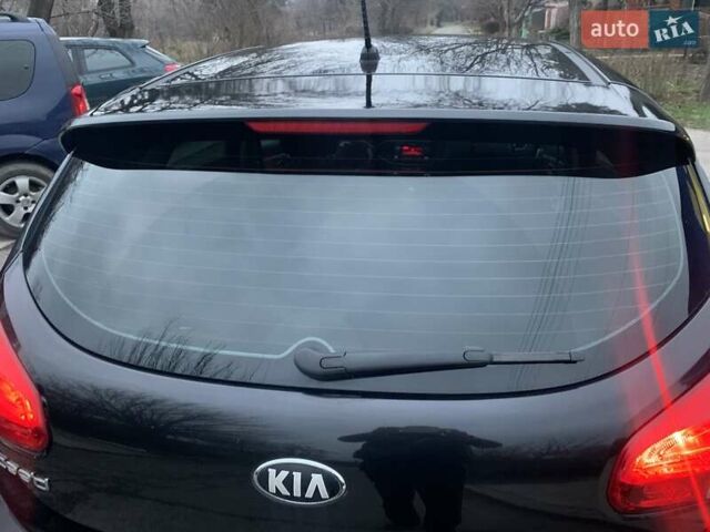 Черный Киа Сид, объемом двигателя 1.6 л и пробегом 204 тыс. км за 10000 $, фото 17 на Automoto.ua