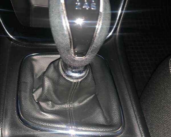 Черный Киа Сид, объемом двигателя 1.6 л и пробегом 204 тыс. км за 10000 $, фото 47 на Automoto.ua