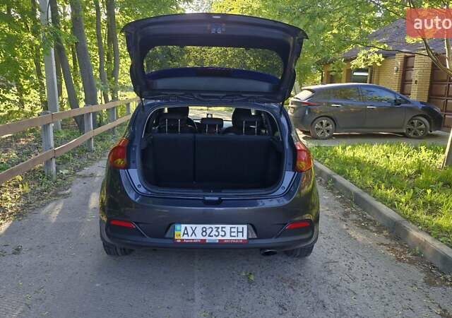 Киа Сид 2014 в Харькове на Automoto.ua Черный Киа Сид, объемом двигателя 1.6 л и пробегом 205 тыс. км за 10700 $, фото 33 на Automoto.ua