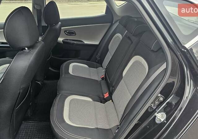 Черный Киа Сид, объемом двигателя 1.59 л и пробегом 94 тыс. км за 11000 $, фото 9 на Automoto.ua