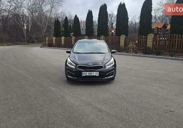 Черный Киа Сид, объемом двигателя 1.59 л и пробегом 94 тыс. км за 11000 $, фото 1 на Automoto.ua