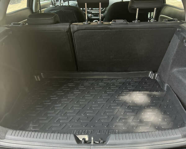 Киа Сид 2017 в Львове на Automoto.ua Черный Киа Сид, объемом двигателя 1.59 л и пробегом 80 тыс. км за 15300 $, фото 11 на Automoto.ua