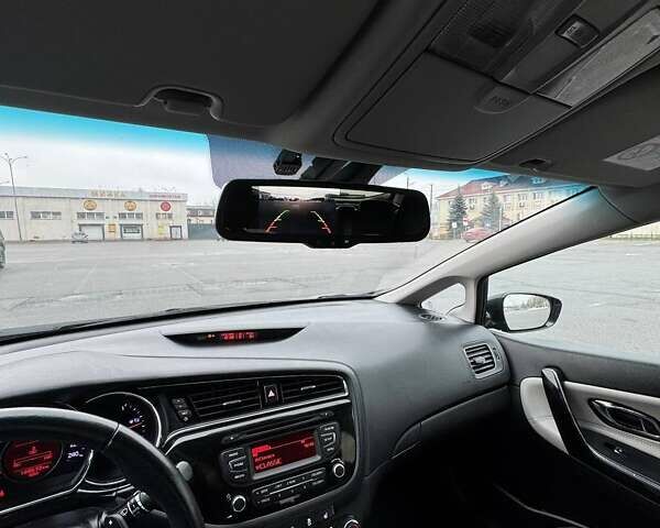 Черный Киа Сид, объемом двигателя 1.58 л и пробегом 148 тыс. км за 12500 $, фото 17 на Automoto.ua