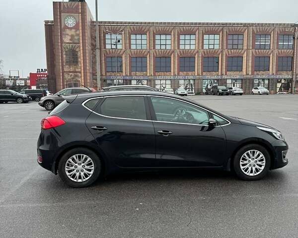 Черный Киа Сид, объемом двигателя 1.58 л и пробегом 148 тыс. км за 12500 $, фото 5 на Automoto.ua