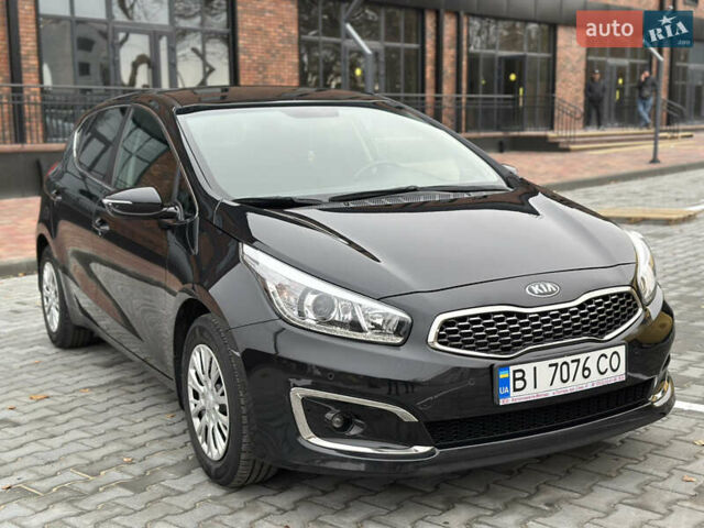 Черный Киа Сид, объемом двигателя 1.6 л и пробегом 68 тыс. км за 13850 $, фото 3 на Automoto.ua