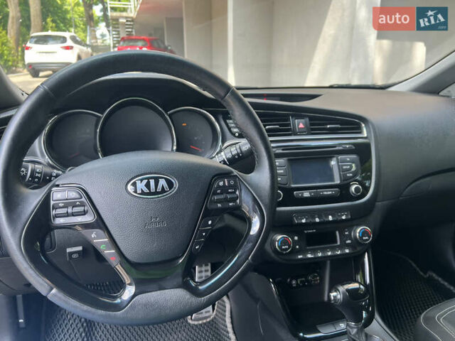 Киа Сид 2017 в Львове на Automoto.ua Черный Киа Сид, объемом двигателя 1.59 л и пробегом 80 тыс. км за 15300 $, фото 7 на Automoto.ua