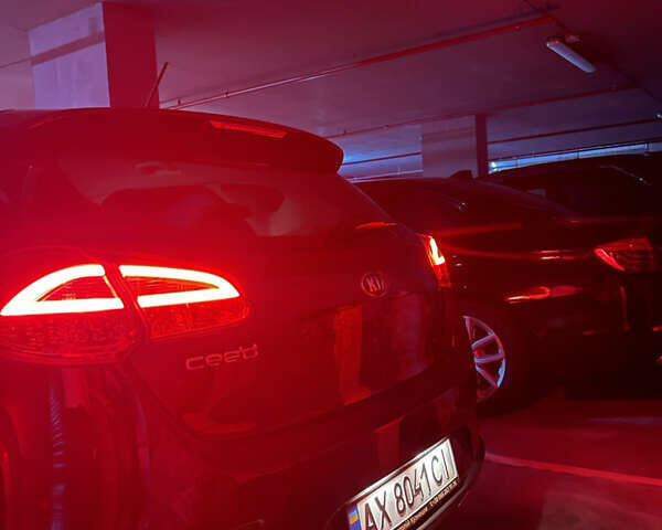 Киа Сид 2017 в Львове на Automoto.ua Черный Киа Сид, объемом двигателя 1.59 л и пробегом 80 тыс. км за 15300 $, фото 18 на Automoto.ua