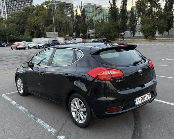 Чорний Кіа Сід, об'ємом двигуна 1.59 л та пробігом 116 тис. км за 13800 $, фото 3 на Automoto.ua