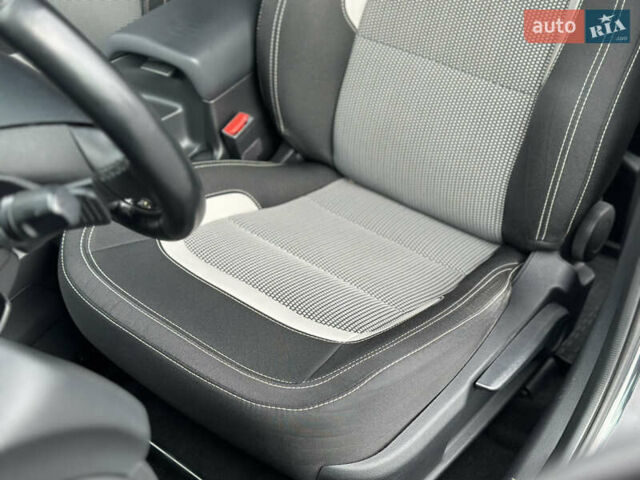 Черный Киа Сид, объемом двигателя 1.59 л и пробегом 68 тыс. км за 13999 $, фото 64 на Automoto.ua