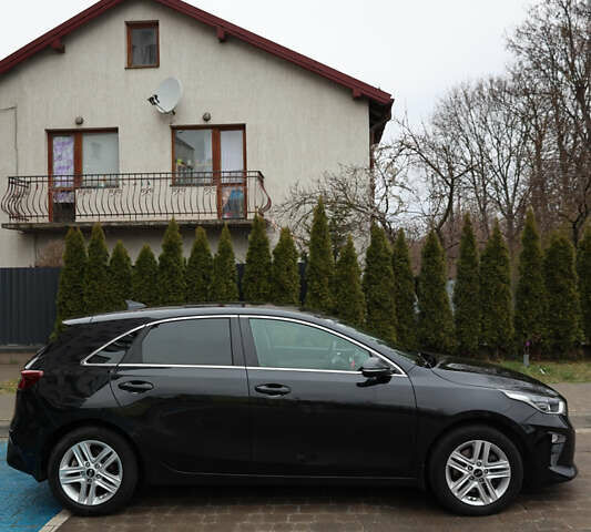 Черный Киа Сид, объемом двигателя 1.59 л и пробегом 90 тыс. км за 17500 $, фото 16 на Automoto.ua