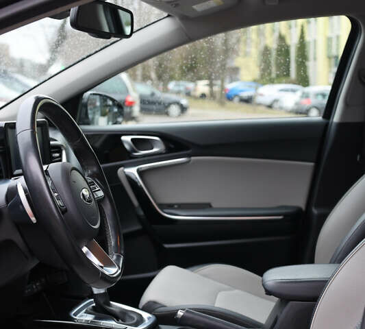 Черный Киа Сид, объемом двигателя 1.59 л и пробегом 90 тыс. км за 17500 $, фото 4 на Automoto.ua