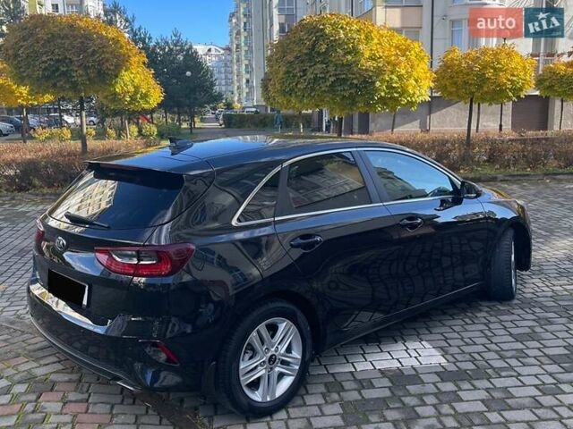 Черный Киа Сид, объемом двигателя 1.59 л и пробегом 104 тыс. км за 16500 $, фото 6 на Automoto.ua