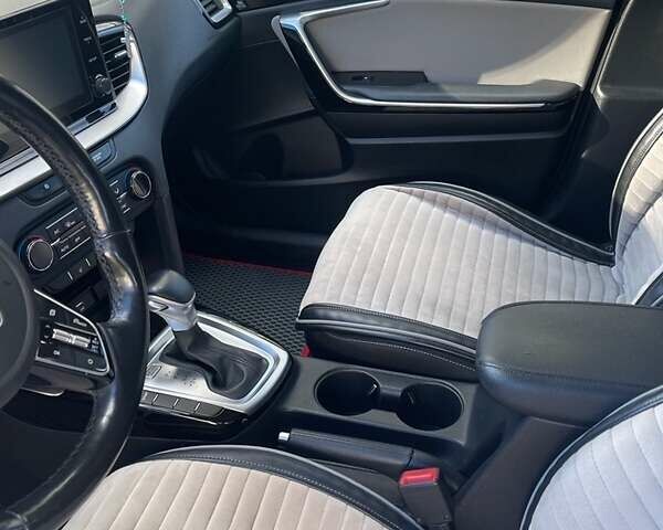 Черный Киа Сид, объемом двигателя 1.59 л и пробегом 104 тыс. км за 16500 $, фото 15 на Automoto.ua