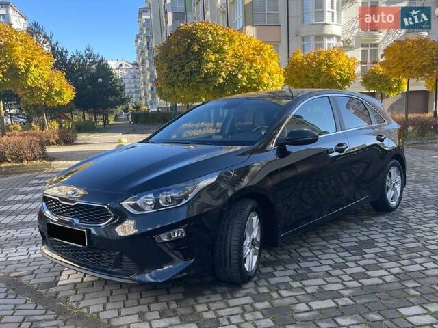 Черный Киа Сид, объемом двигателя 1.59 л и пробегом 104 тыс. км за 16500 $, фото 1 на Automoto.ua