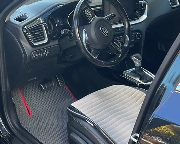 Черный Киа Сид, объемом двигателя 1.59 л и пробегом 104 тыс. км за 16500 $, фото 13 на Automoto.ua