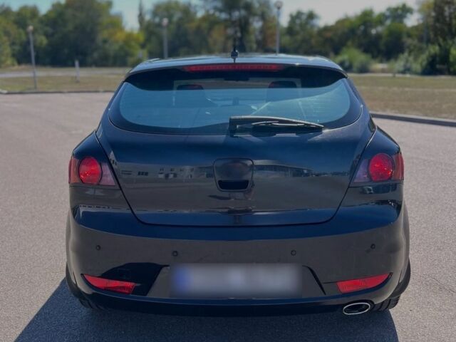 Чорний Кіа Сід, об'ємом двигуна 2 л та пробігом 252 тис. км за 6300 $, фото 3 на Automoto.ua