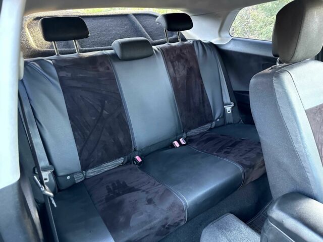 Чорний Кіа Сід, об'ємом двигуна 1.6 л та пробігом 190 тис. км за 5250 $, фото 17 на Automoto.ua