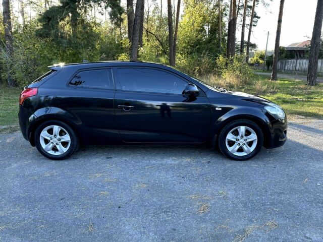 Чорний Кіа Сід, об'ємом двигуна 1.6 л та пробігом 190 тис. км за 5250 $, фото 3 на Automoto.ua