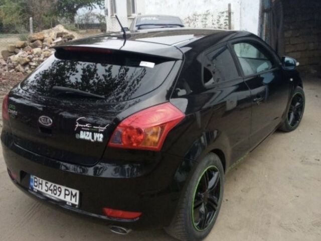 Черный Киа Сид, объемом двигателя 1.6 л и пробегом 182 тыс. км за 4500 $, фото 5 на Automoto.ua