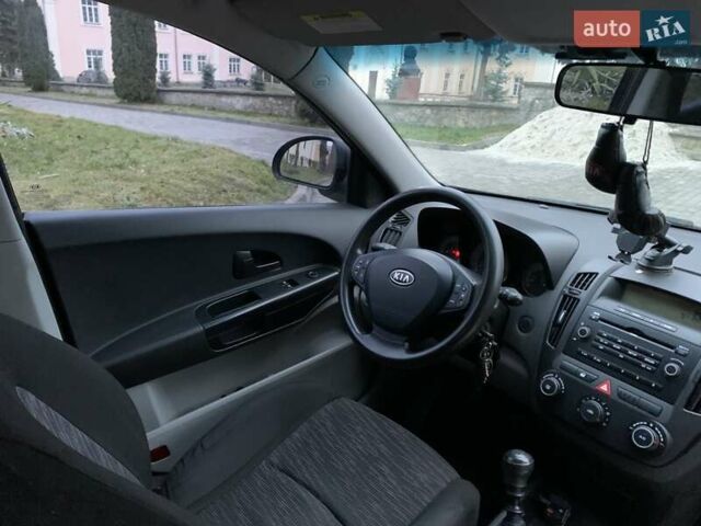 Черный Киа Сид, объемом двигателя 1.59 л и пробегом 313 тыс. км за 4699 $, фото 30 на Automoto.ua