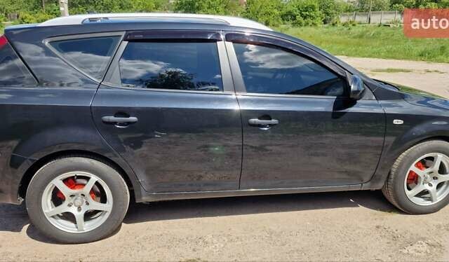Черный Киа Сид, объемом двигателя 0 л и пробегом 230 тыс. км за 8000 $, фото 1 на Automoto.ua