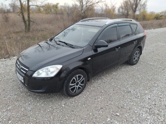 Черный Киа Сид, объемом двигателя 1.6 л и пробегом 282 тыс. км за 5300 $, фото 4 на Automoto.ua