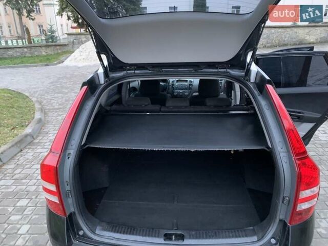 Черный Киа Сид, объемом двигателя 1.59 л и пробегом 313 тыс. км за 4600 $, фото 20 на Automoto.ua