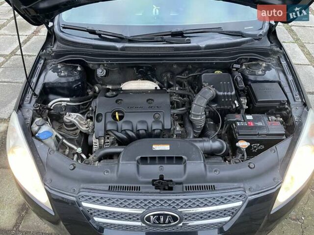Черный Киа Сид, объемом двигателя 1.6 л и пробегом 207 тыс. км за 5500 $, фото 14 на Automoto.ua