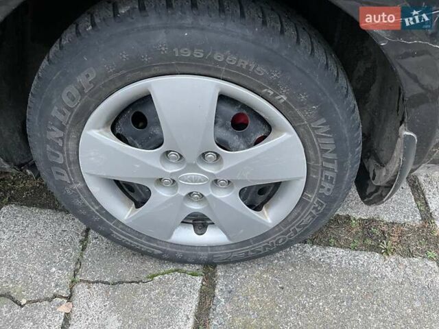 Черный Киа Сид, объемом двигателя 1.6 л и пробегом 207 тыс. км за 5500 $, фото 17 на Automoto.ua