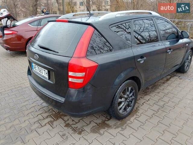 Чорний Кіа Сід, об'ємом двигуна 1.4 л та пробігом 70 тис. км за 4300 $, фото 4 на Automoto.ua