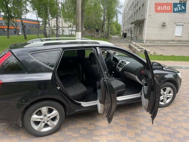 Черный Киа Сид, объемом двигателя 2 л и пробегом 245 тыс. км за 6200 $, фото 16 на Automoto.ua